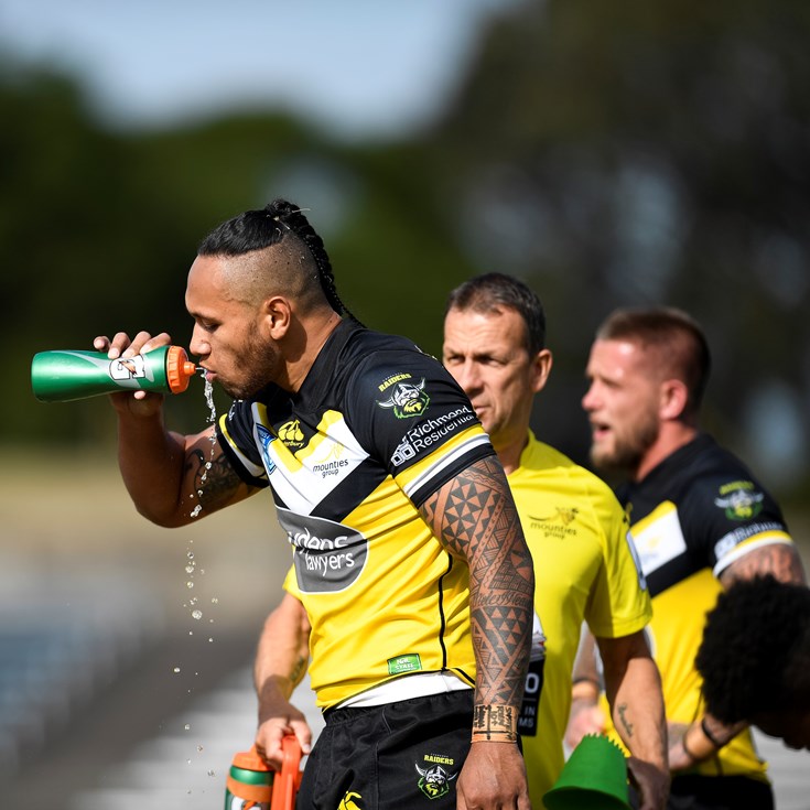 Mounties edge Blacktown at Aubrey Keech