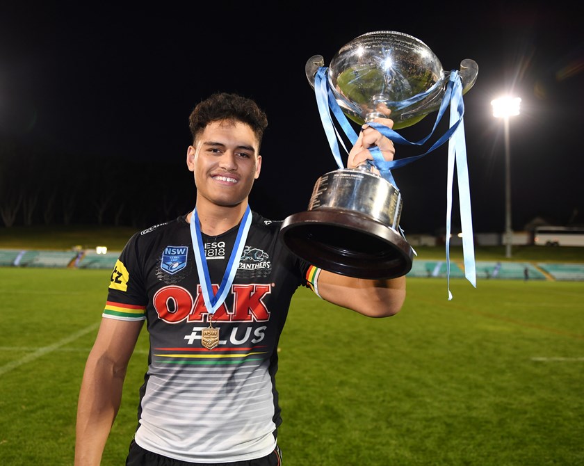 Shawn Blore with the SG Ball Cup. Photo: NRL Photos.