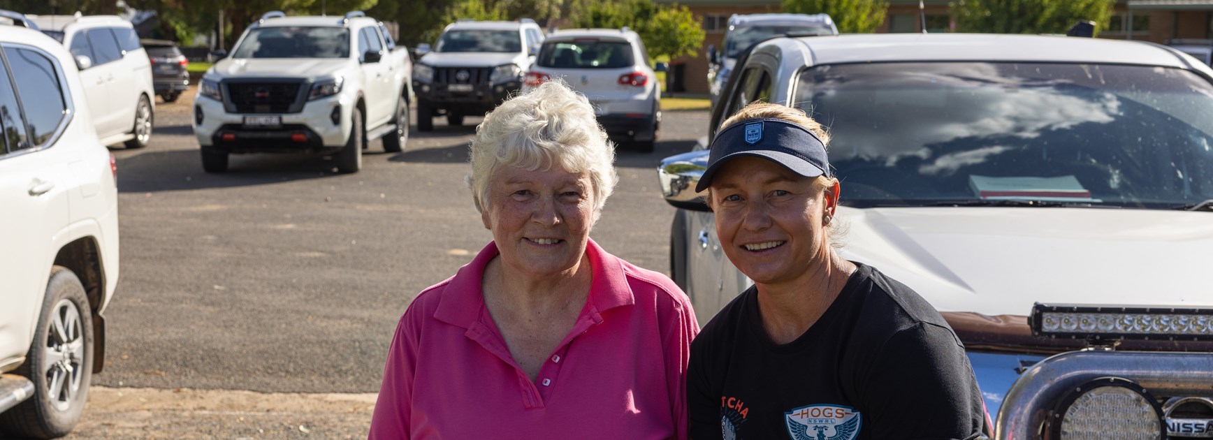 Hometown hero Pearson's generous gesture for Hay footy clinic