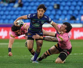 Warriors put ladder-leaders to the sword in Auckland