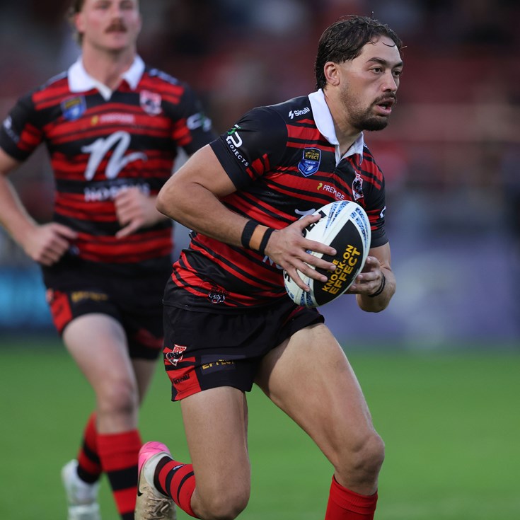 Bears retain second place with commanding victory