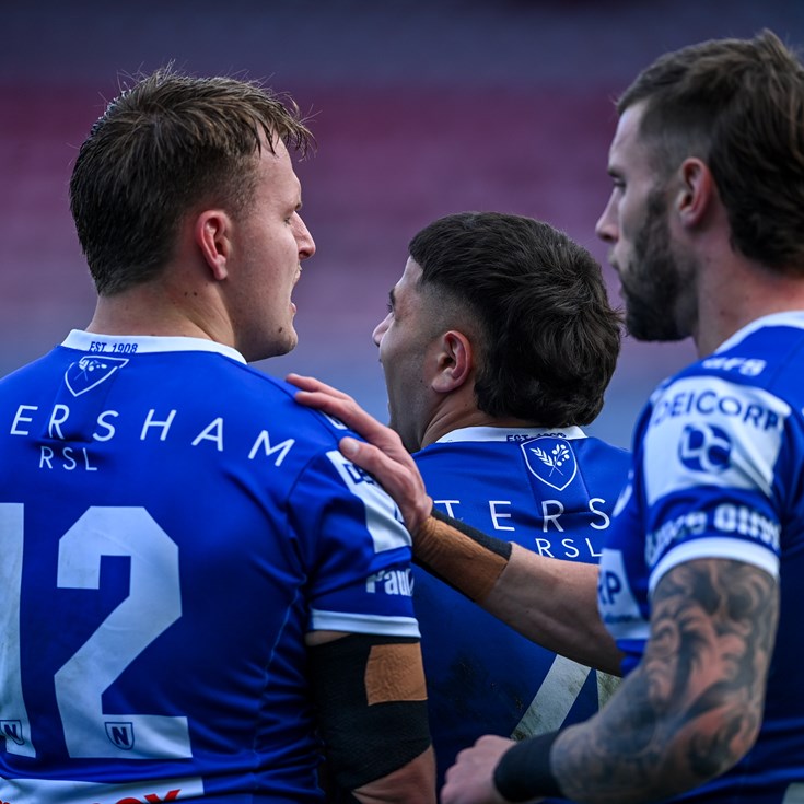 Jets survive Canberra scare to win 42-30