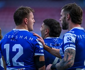 Jets survive Canberra scare to win 42-30