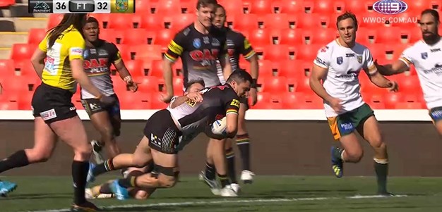 Panthers Pip Roos in Penrith