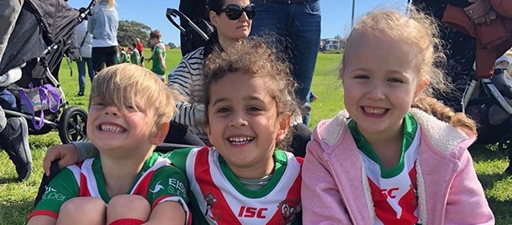 #FootyIsOn | Fun for juniors and seniors