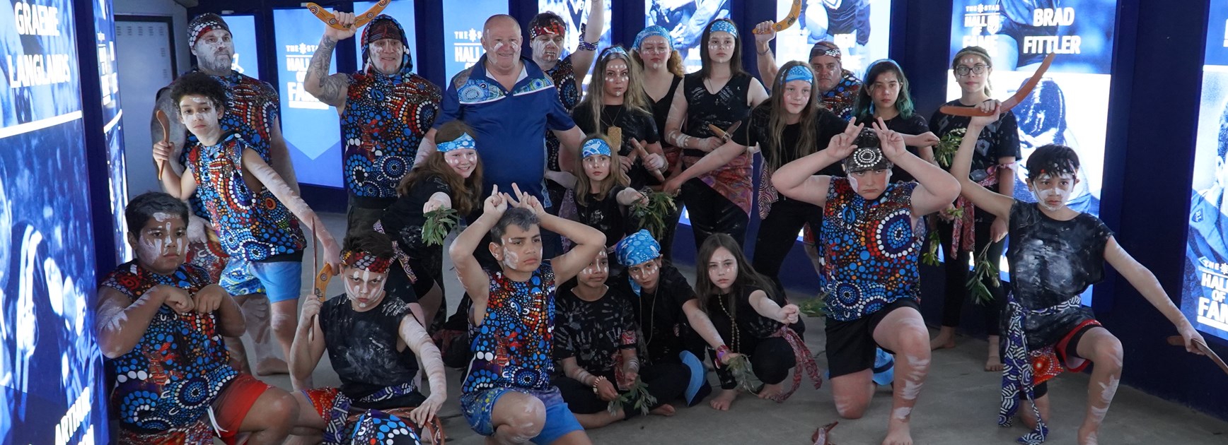 NSWRL receives unique art to highlight indigenous bond