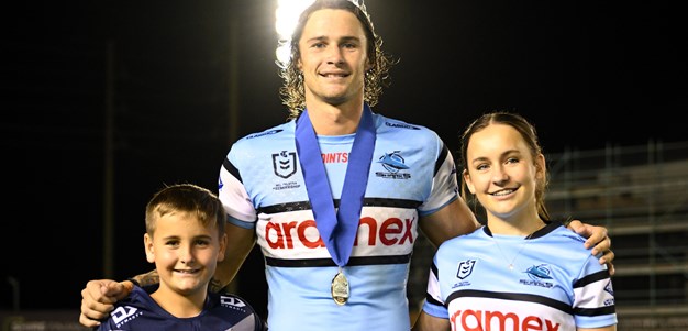 Hynes' heartwarming gesture after receiving inaugural honour