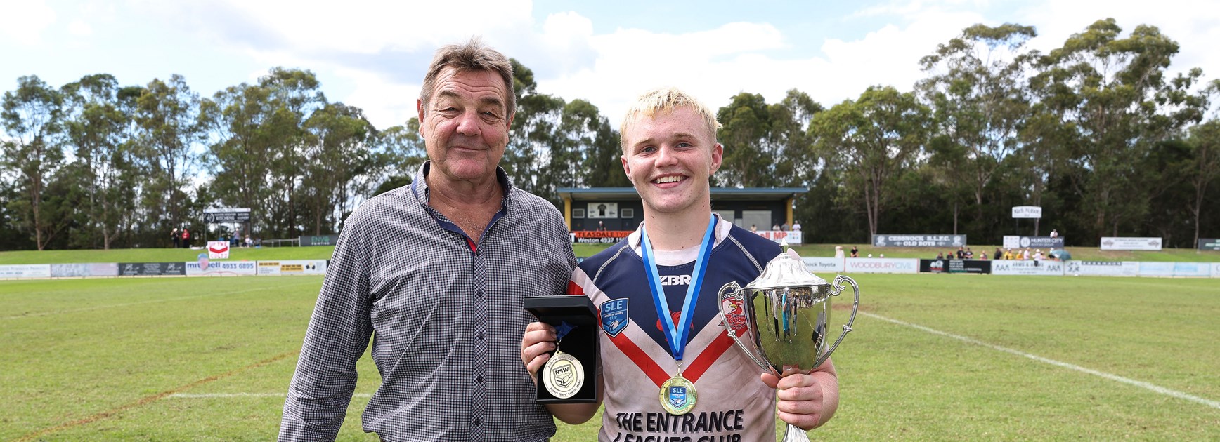 Bert Lowrie (L) with SLE Andrew Johns Cup Player of the Match, Alexander Stephenson. Photos: Bryden Sharp