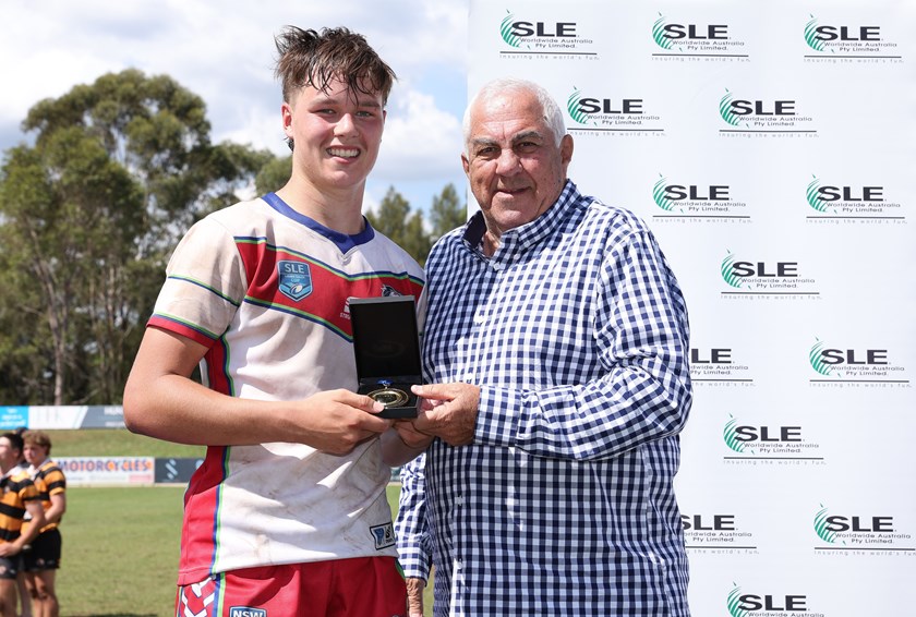 Jonah Anderson (left) wins the John 'Choc' Anderson Medal: Photos: Bryden Sharp