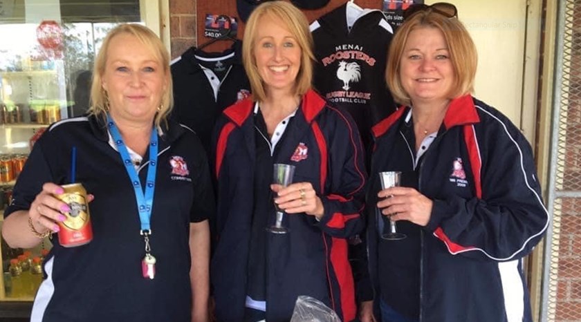 L-R: Jodie Hendley, Donna Curtis, Sonia Cooper 