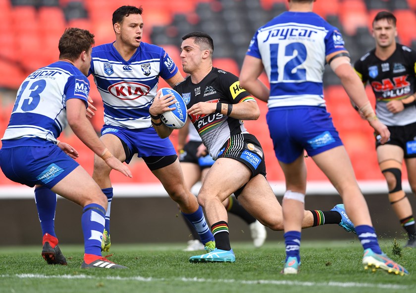 Tackle-Breaking Brilliance: Caleb Aekins troubles the Canterbury-Bankstown Bulldogs' defence