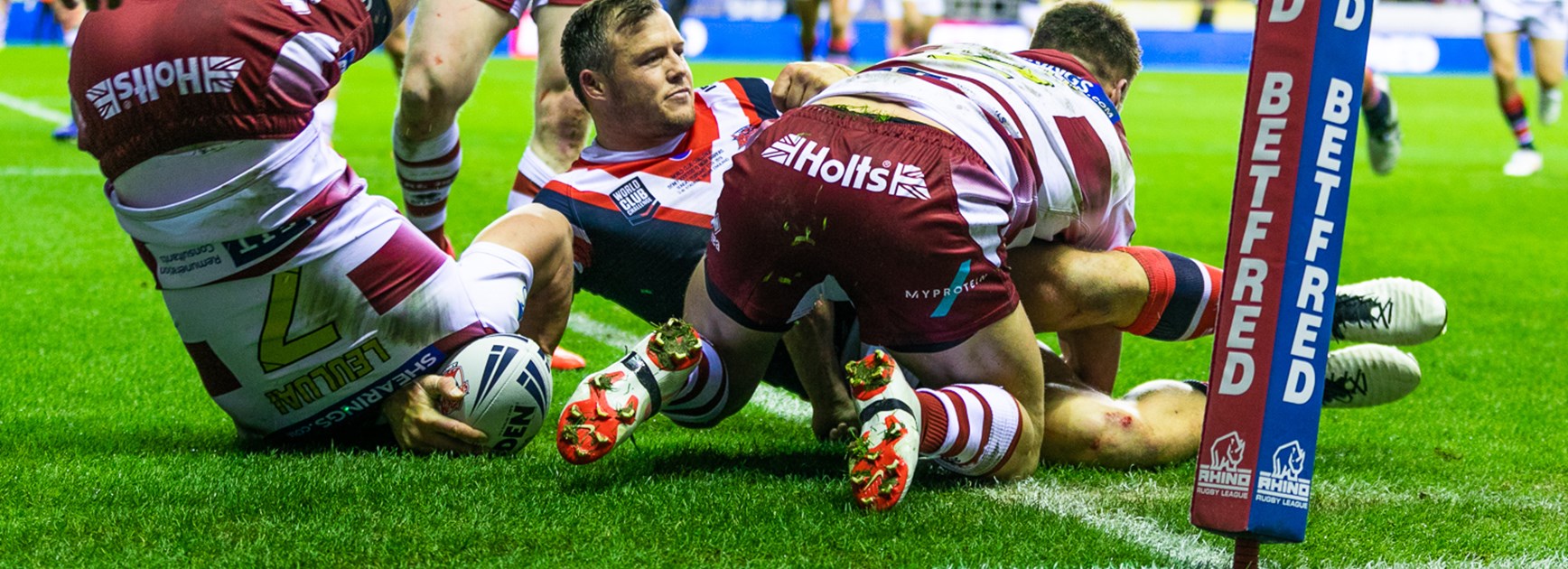 Morris runs rampant as Roosters claim WCC title